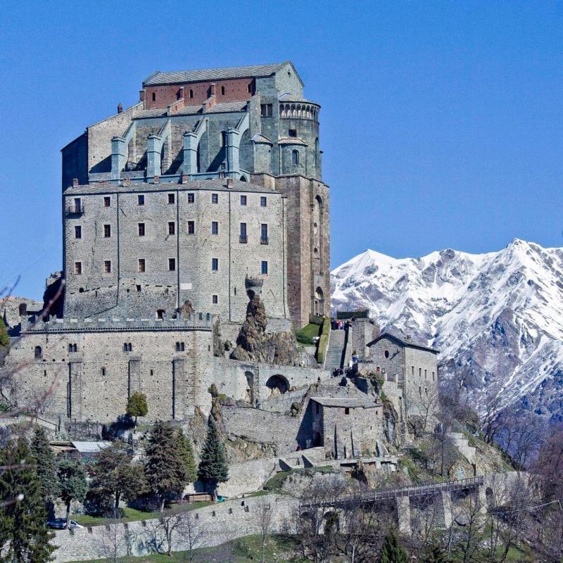 Hostel Casa Conte Rosso Avigliana Zewnętrze zdjęcie
